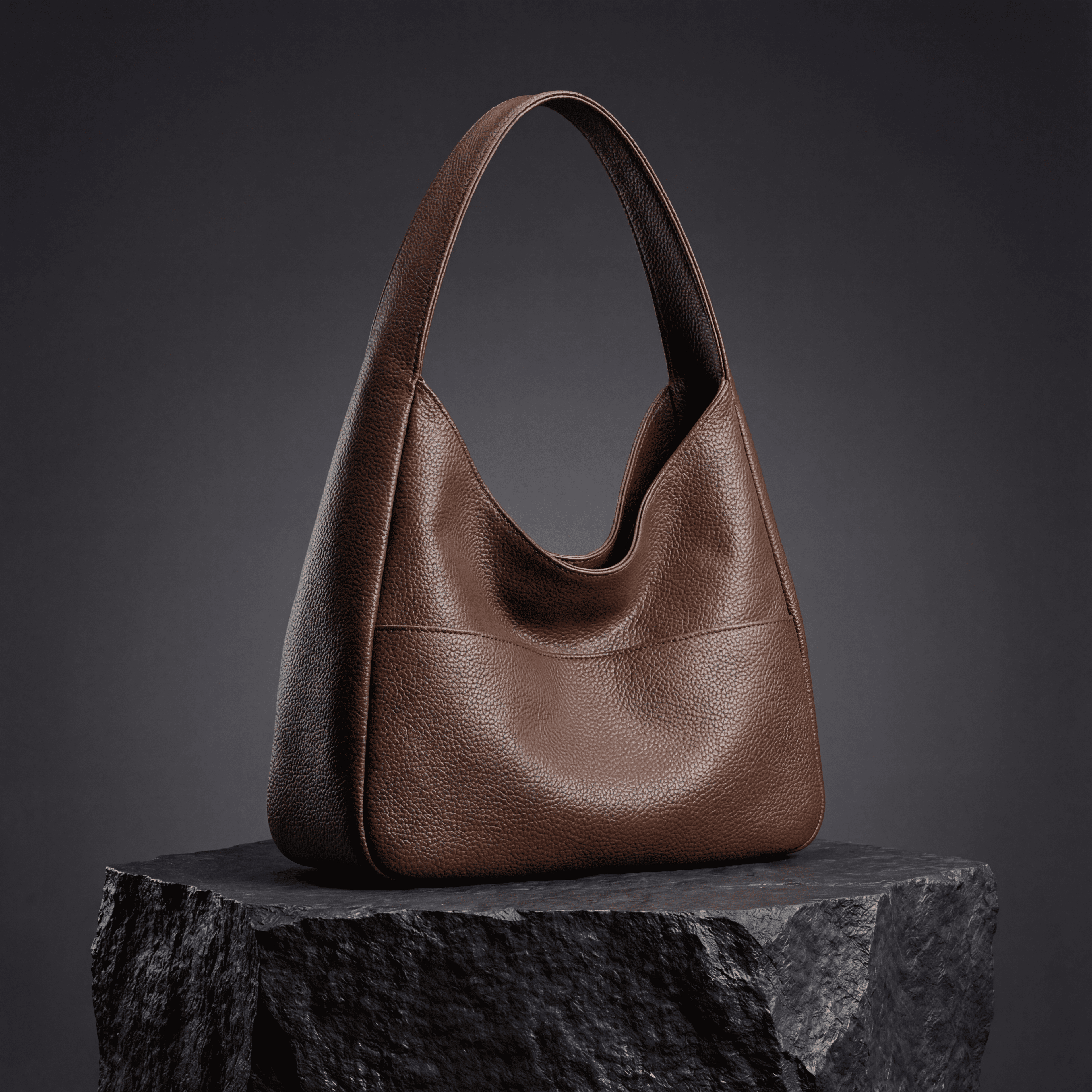 Toth Lion Ridge Large Capacity Shoulder Bag